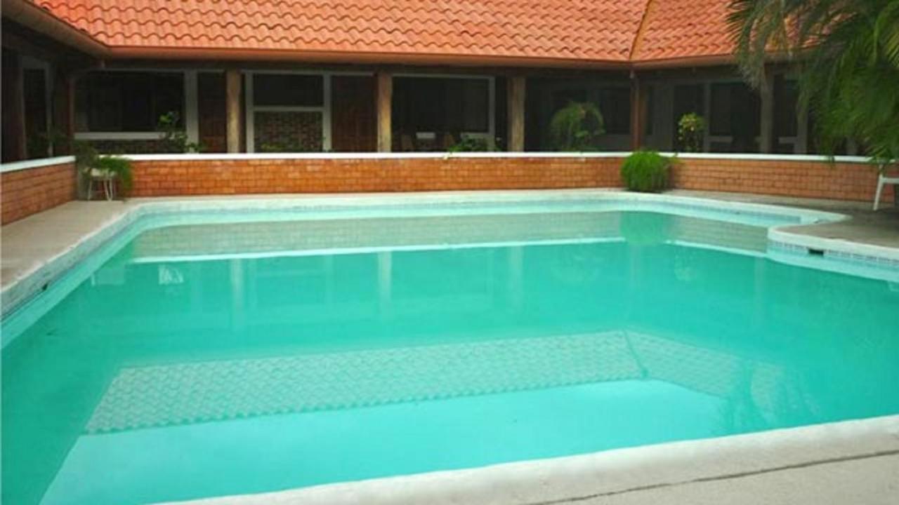 Hotel El Bramadero Liberia Bagian luar foto