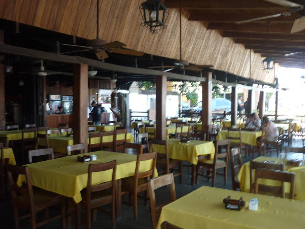 Hotel El Bramadero Liberia Bagian luar foto