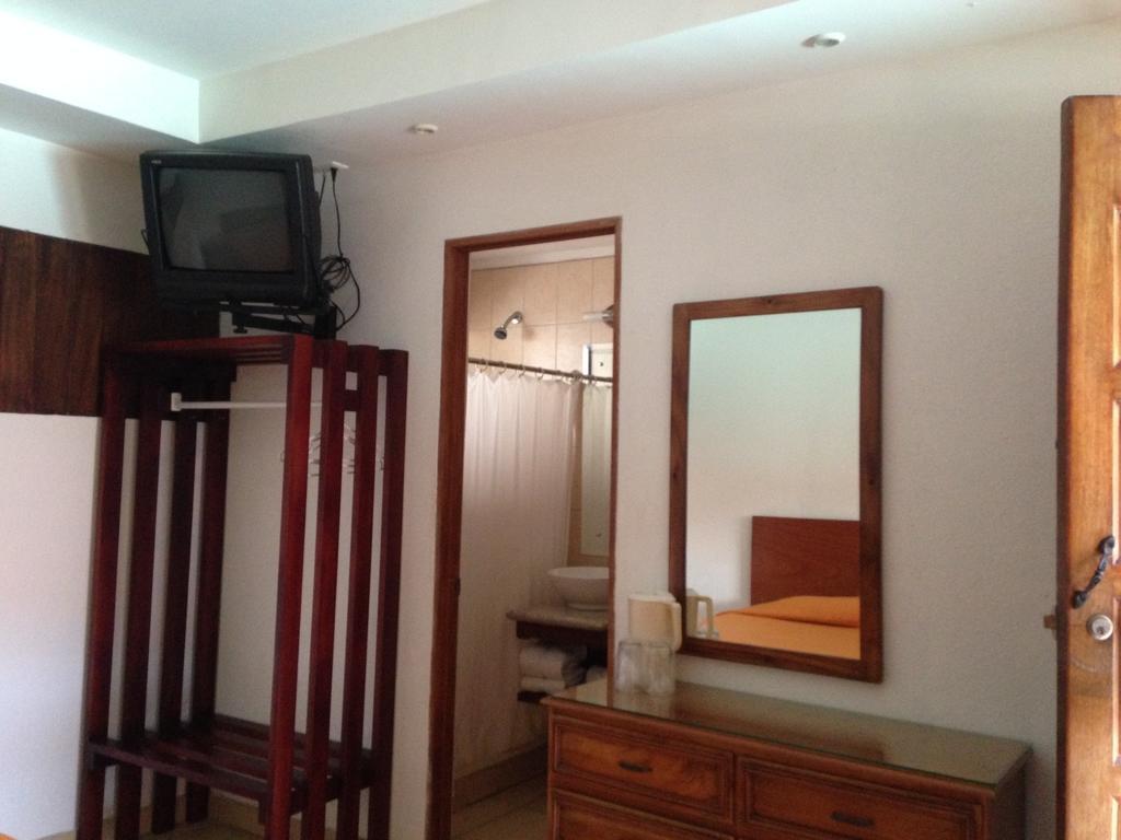 Hotel El Bramadero Liberia Bagian luar foto